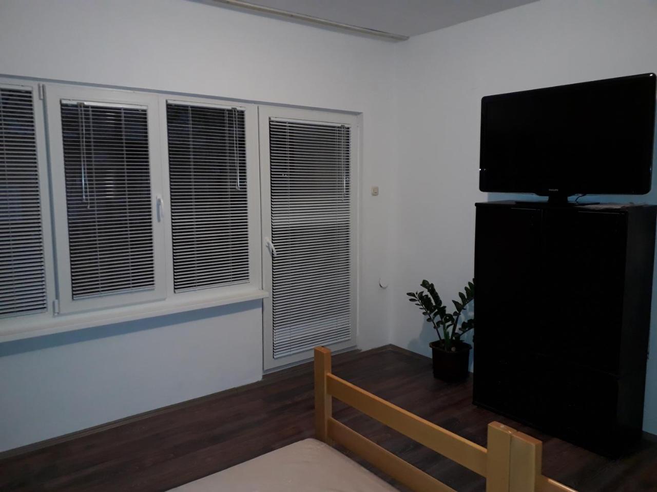 Misko'S Guest House Σκόπια Εξωτερικό φωτογραφία